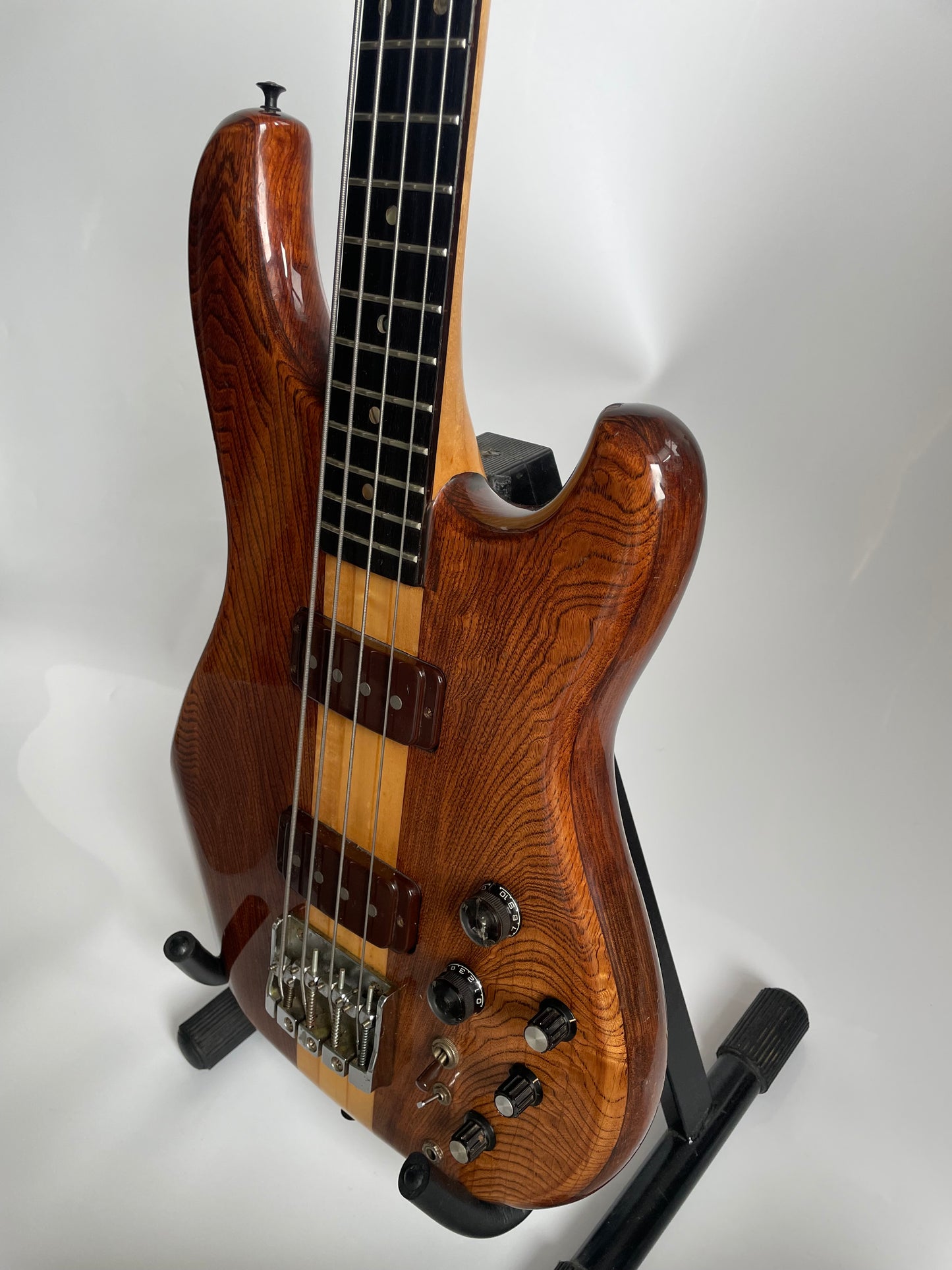 1979 Vintage Ibanez Musician Bass Guitar. Natural. Made in Japan